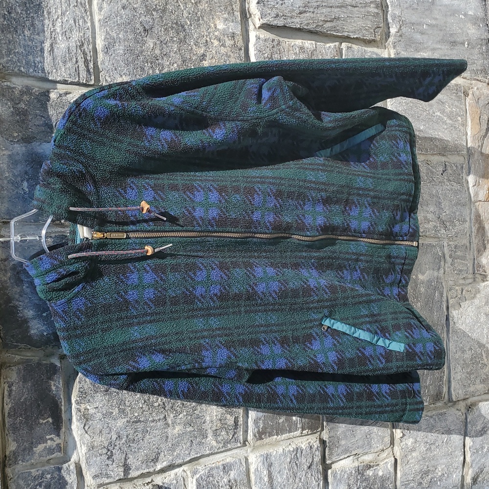 L.L. Bean Men's Blue and Black Zip-Up Sweater